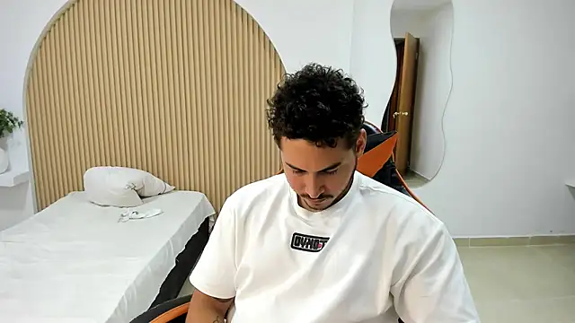 ashlan king online show from 05-10-26, 05:23
