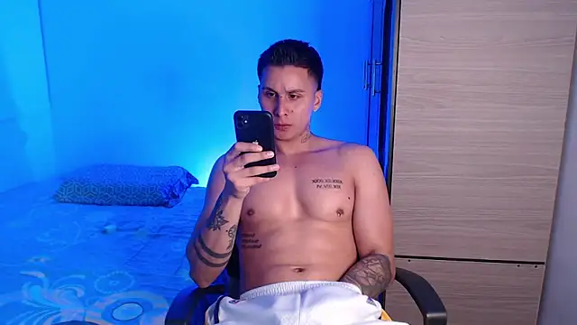 valentinosex1 online show from 11-30-25, 10:36