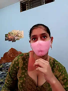 Cute Faria online show from 11-29-25, 03:09