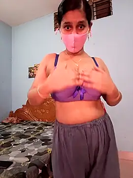 Cute Faria online show from 12-21-25, 04:30