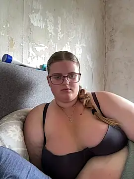 CurvyPaar2 online show from 06-15-26, 12:29