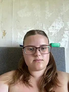 CurvyPaar2 online show from 06-26-26, 01:48