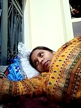 Hot crety online show from 11-24-25, 11:54