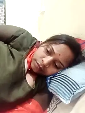 Hot crety online show from 03-05-26, 04:47