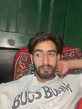 lyath3245 online show from 04-27-26, 06:39