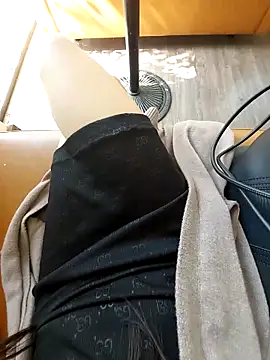 meomeocute online show from 11-23-25, 06:24