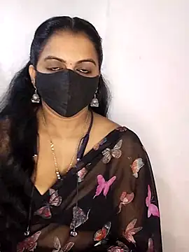 Snapshot of sneha_bebo chatting on 09-13-25, 03:45 sneha bebo online show from 09-13-25, 03:45