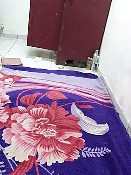 Snapshot of sneha_bebo chatting on 10-18-25, 05:03 sneha bebo online show from 10-18-25, 05:03