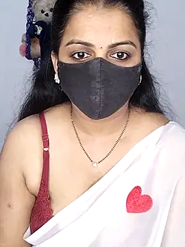 Snapshot of sneha_bebo chatting on 12-14-25, 03:28 sneha bebo online show from 12-14-25, 03:28