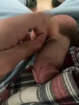 Snapshot of cumman789860 chatting on 12-14-25, 04:34 cumman789860 online show from 12-14-25, 04:34