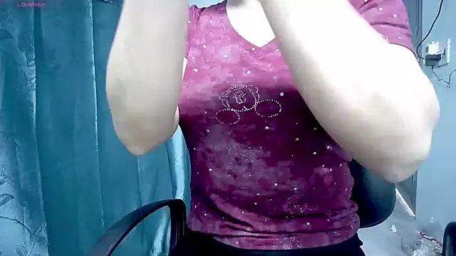 Snapshot of _Sara_768 chatting on 12-01-25, 08:19 Sara 768 online show from 12-01-25, 08:19