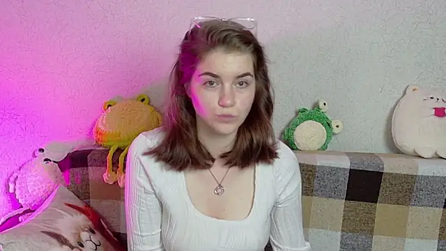 Snapshot of ElzaBlis chatting on 06-10-26, 01:10 ElzaBlis online show from 06-10-26, 01:10