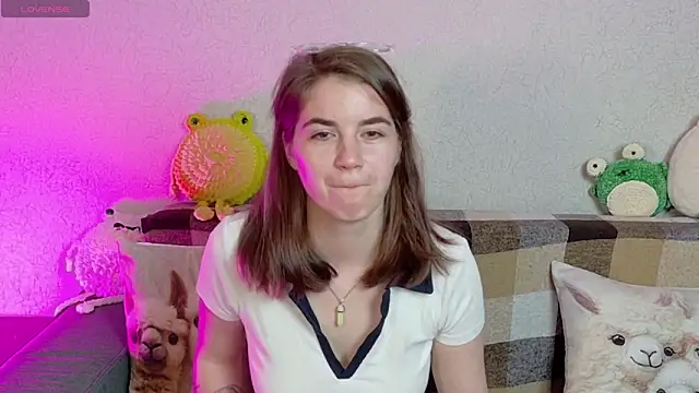 Snapshot of ElzaBlis chatting on 06-17-26, 02:40 ElzaBlis online show from 06-17-26, 02:40