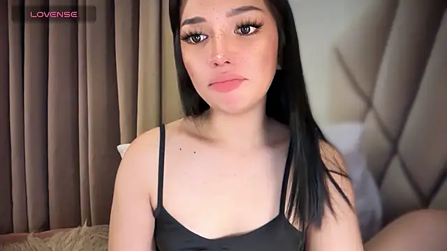 Snapshot of hadahera chatting on 09-18-25, 05:04 hadahera online show from 09-18-25, 05:04