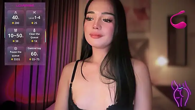 Snapshot of hadahera chatting on 10-06-25, 05:21 hadahera online show from 10-06-25, 05:21