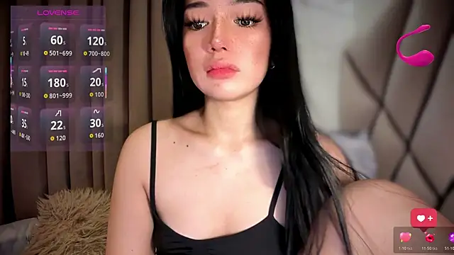 Snapshot of hadahera chatting on 12-04-25, 12:03 hadahera online show from 12-04-25, 12:03