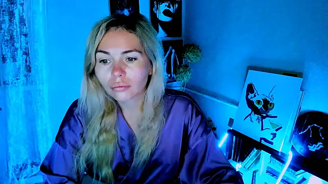 LoraBoyar online show from 07-06-26, 01:02