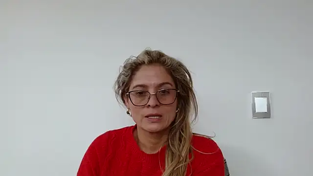 Snapshot of linda-mature43 chatting on 09-26-25, 05:50 linda-mature43 online show from 09-26-25, 05:50