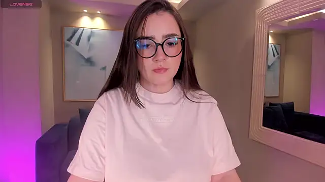 SarahRhodes  online show from 09-30-25, 07:41