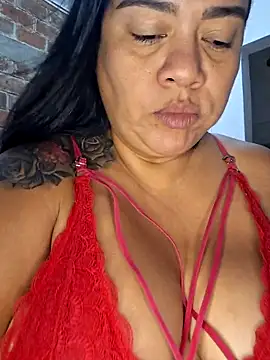 Snapshot of NARNYALABELLA chatting on 09-20-25, 12:33 NARNYALABELLA online show from 09-20-25, 12:33
