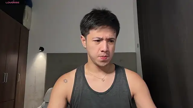 Addictiveboi online show from 06-05-26, 04:52