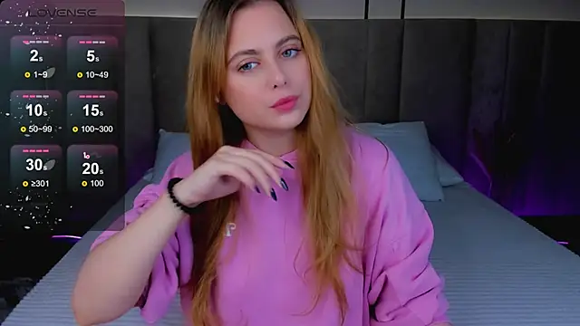 Snapshot of Alice_Wander chatting on 09-13-25, 02:11 Alice Wander online show from 09-13-25, 02:11