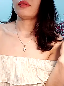 Hinna x online show from 04-25-26, 01:41