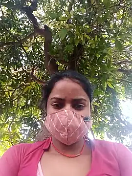 Snapshot of kajalbhabhi44 chatting on 05-03-26, 04:29 kajalbhabhi44 online show from 05-03-26, 04:29
