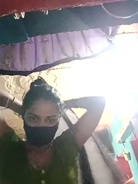 Snapshot of kajalbhabhi44 chatting on 05-15-26, 07:48 kajalbhabhi44 online show from 05-15-26, 07:48