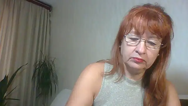 Marellaa online show from 11-17-25, 06:52