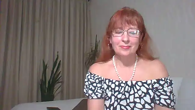 Snapshot of Marellaa chatting on 04-08-26, 06:30 Marellaa online show from 04-08-26, 06:30