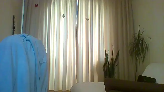 Snapshot of Marellaa chatting on 05-01-26, 07:02 Marellaa online show from 05-01-26, 07:02