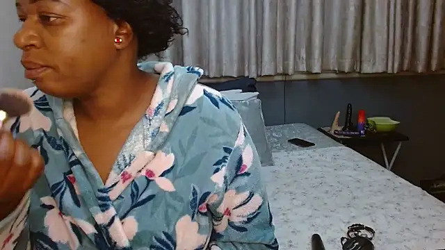 Snapshot of SlutyAngelxxx chatting on 10-30-25, 09:15 SlutyAngelxxx online show from 10-30-25, 09:15