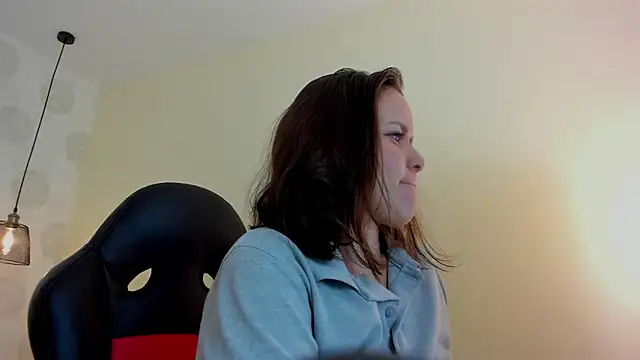 GIANAMILLER6 online show from 11-15-25, 12:13