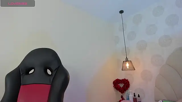 GIANAMILLER6 online show from 04-21-26, 12:11