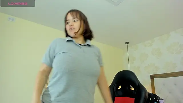 GIANAMILLER6 online show from 04-22-26, 12:07