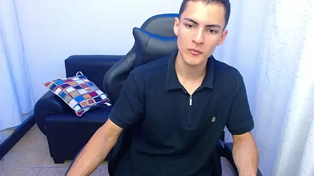 Matiius18 online show from 02-06-26, 01:36