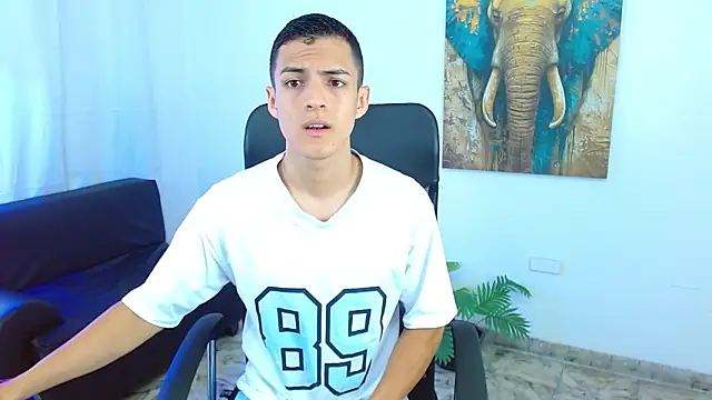 Matiius18 online show from 04-27-26, 01:53