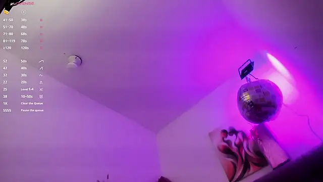 Lola wish1 online show from 11-18-25, 04:17