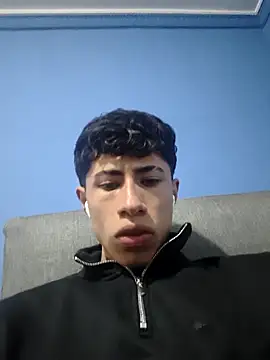 Snapshot of Rolito69 chatting on 11-07-25, 02:55 Rolito69 online show from 11-07-25, 02:55