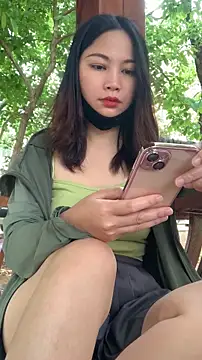 zhizhinaigai online show from 04-18-26, 04:27