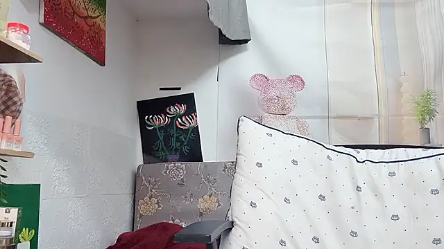 MichiLovely online show from 12-05-25, 08:38