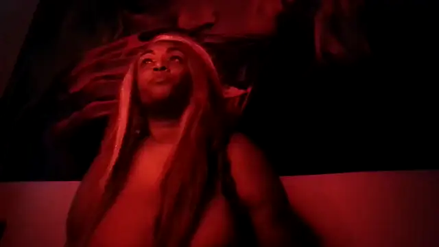 Snapshot of Nisha_Benz chatting on 11-03-25, 10:32 Nisha Benz online show from 11-03-25, 10:32