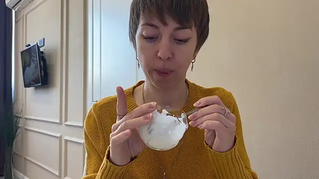 daniellia  online show from 01-19-26, 08:40