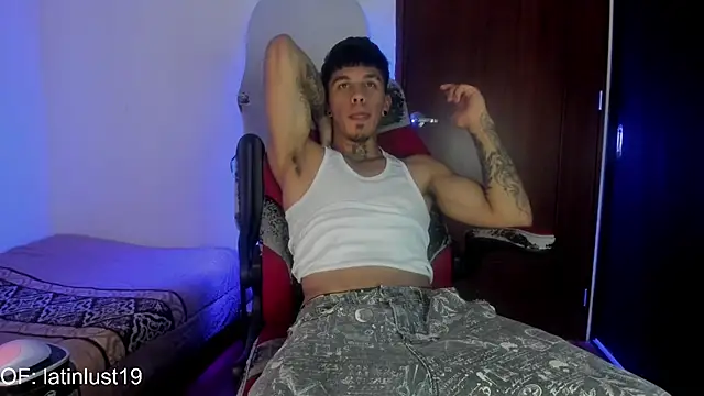 Savajelust online show from 06-19-26, 04:55