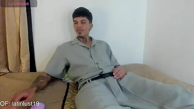 Savajelust online show from 06-22-26, 05:32