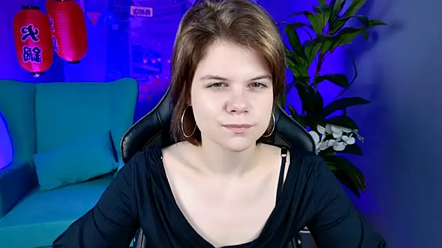 EllieMurler online show from 11-19-25, 09:09