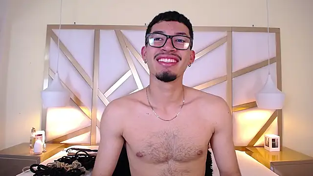 Snapshot of Jaxon_Carter chatting on 11-18-25, 08:57 Jaxon Carter online show from 11-18-25, 08:57