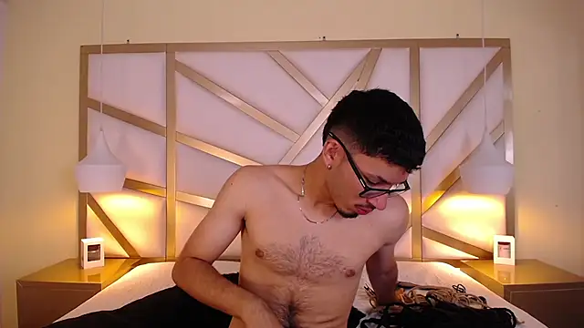 Snapshot of Jaxon_Carter chatting on 11-30-25, 08:35 Jaxon Carter online show from 11-30-25, 08:35