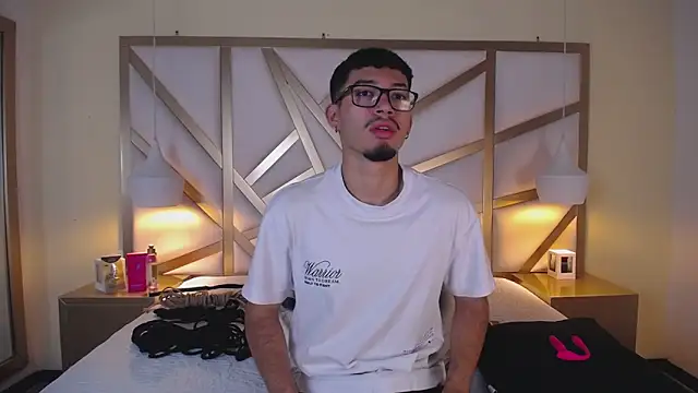 Snapshot of Jaxon_Carter chatting on 12-14-25, 12:27 Jaxon Carter online show from 12-14-25, 12:27